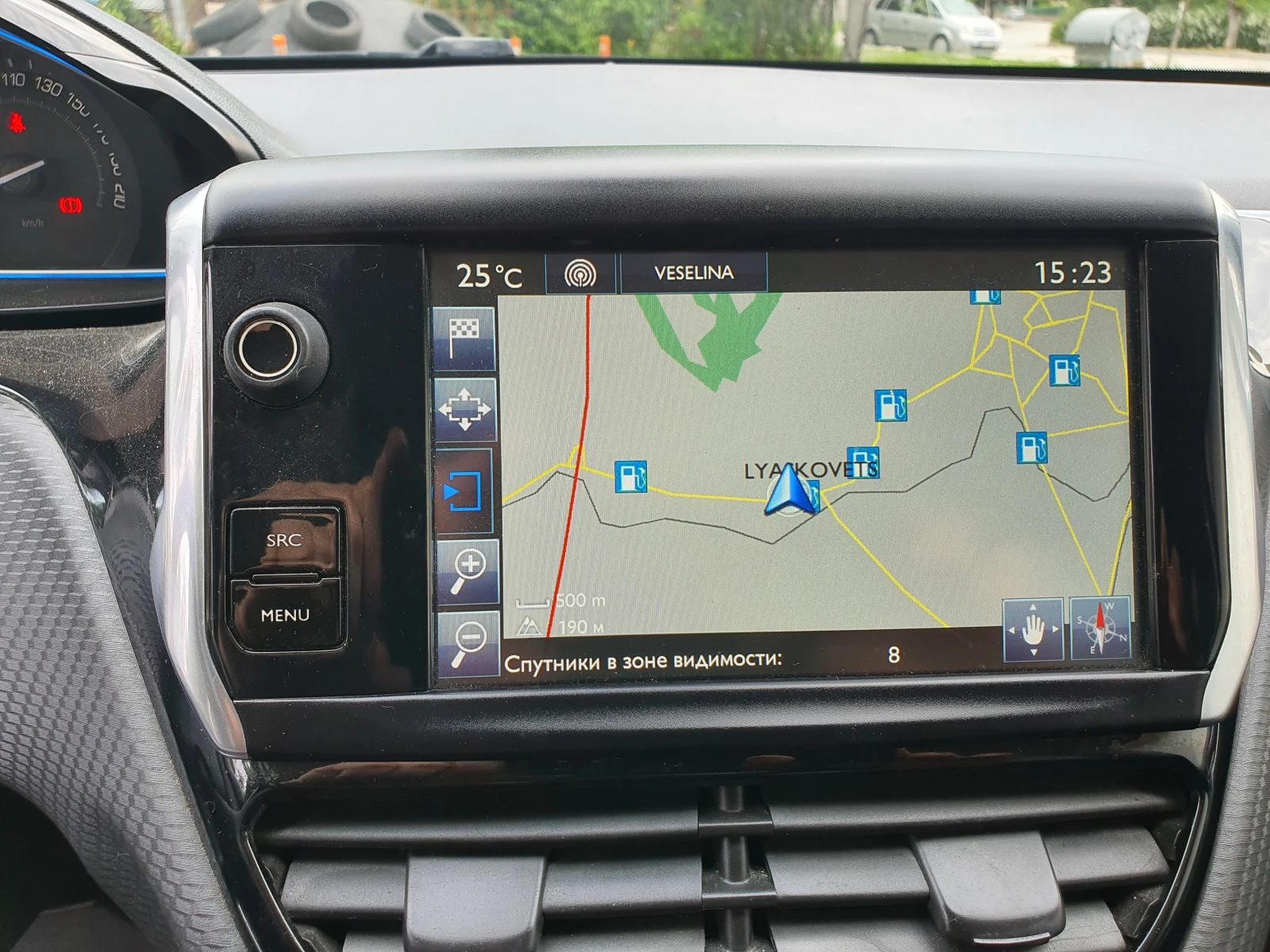 Peugeot 2008 1, 6 ЕHDi, снимка 12 - Автомобили и джипове - 54457512