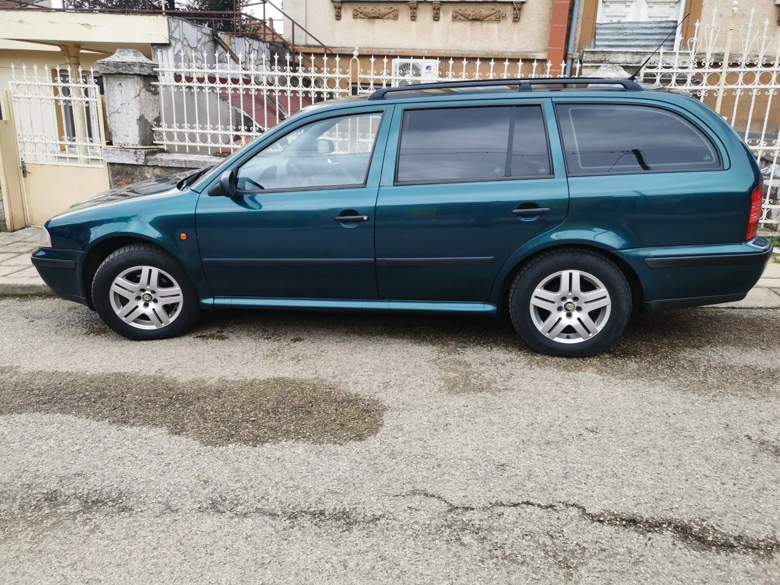 Skoda Octavia, снимка 3 - Автомобили и джипове - 54660202