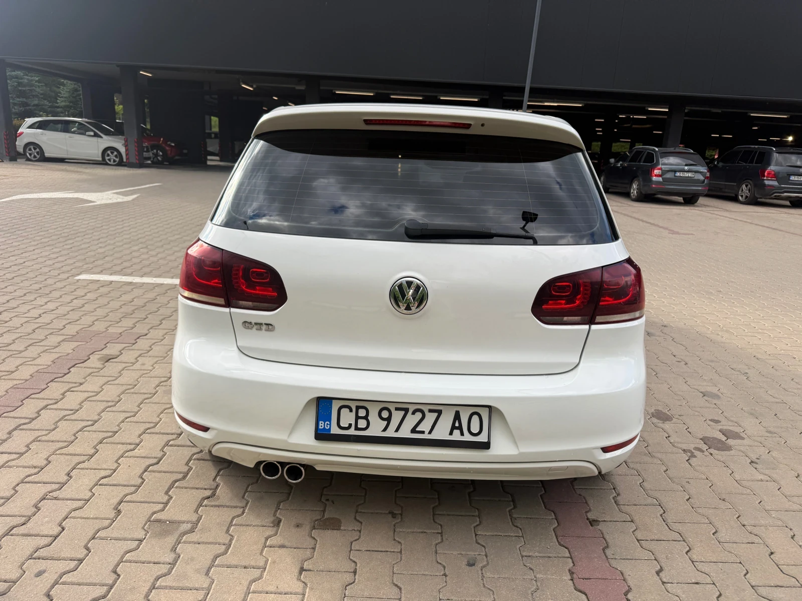 VW Golf GTD - DSG - автоматик 170к.с., снимка 7 - Автомобили и джипове - 54988827