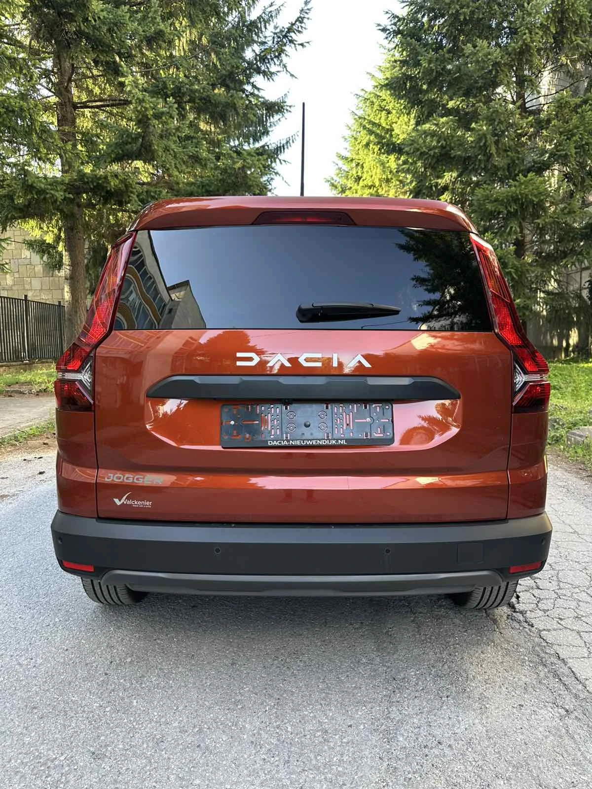 Dacia Jogger ГАЗ* 6+ 1* 15000km, снимка 5 - Автомобили и джипове - 55152111