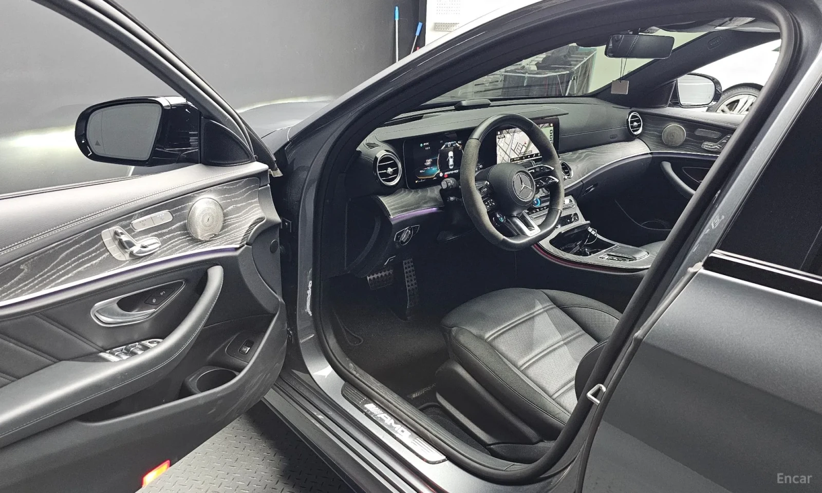 Mercedes-Benz E 53 AMG UNIKAT* 57000KM* AMG* TOP OFERTA* , снимка 10 - Автомобили и джипове - 55183831