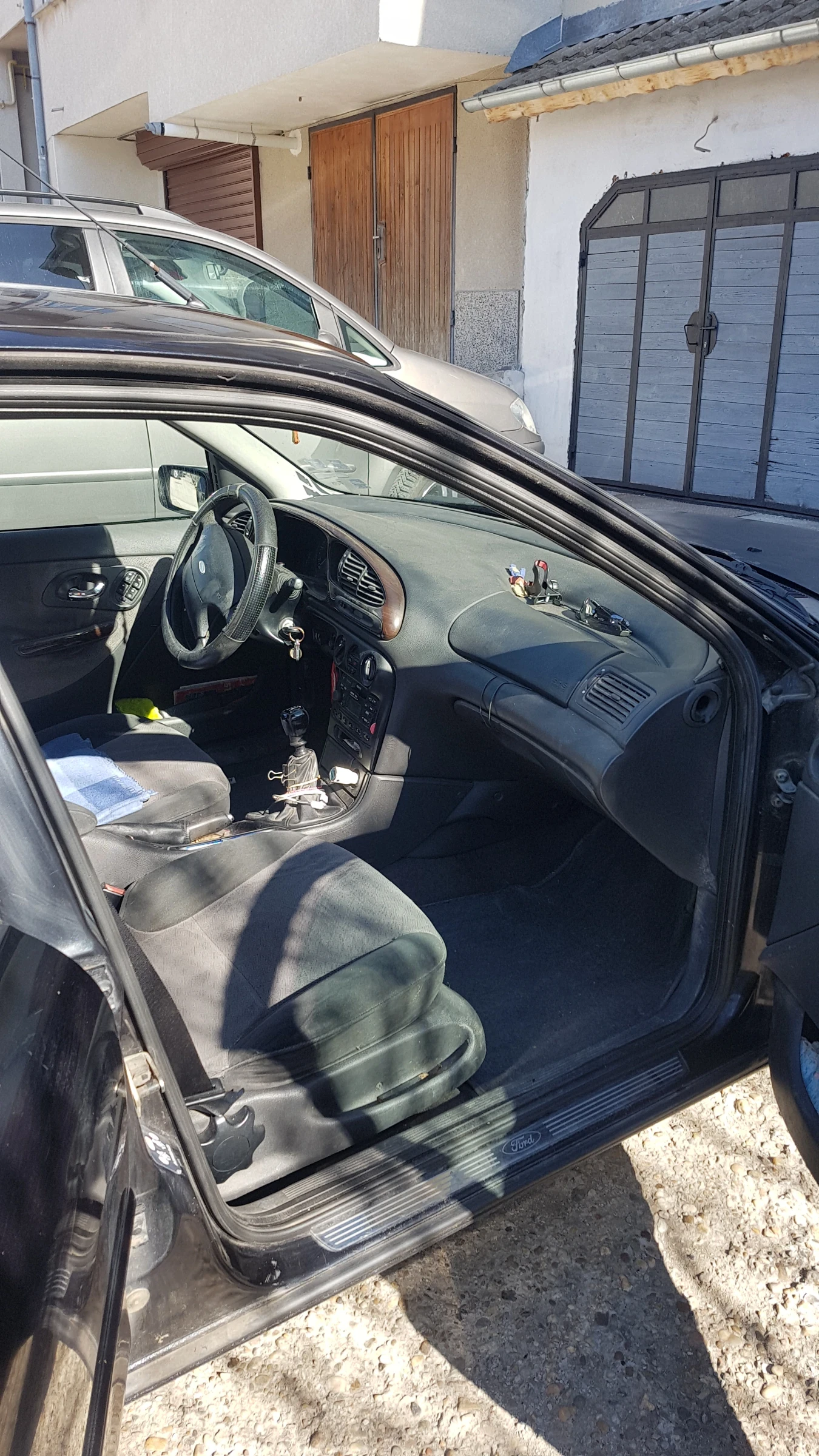 Ford Mondeo 2.0i Giya | Mobile.bg � ����������� 2