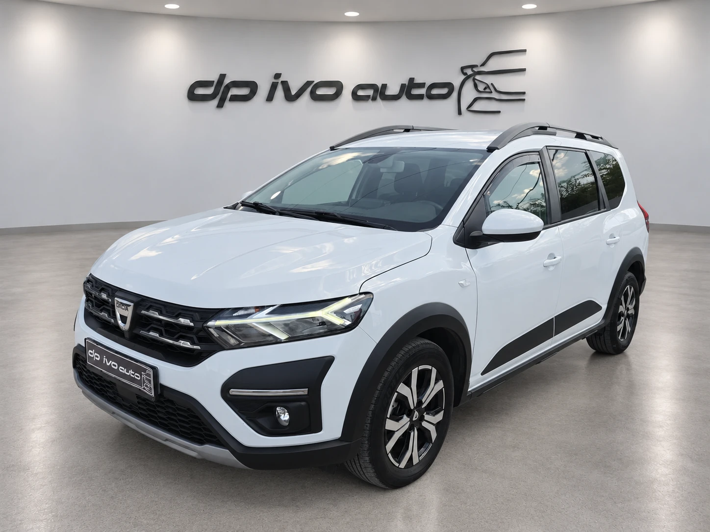 Dacia Jogger 1.0TCE* ГАЗ* ОТЛИЧЕН* НАВИ* КАМЕРА* 