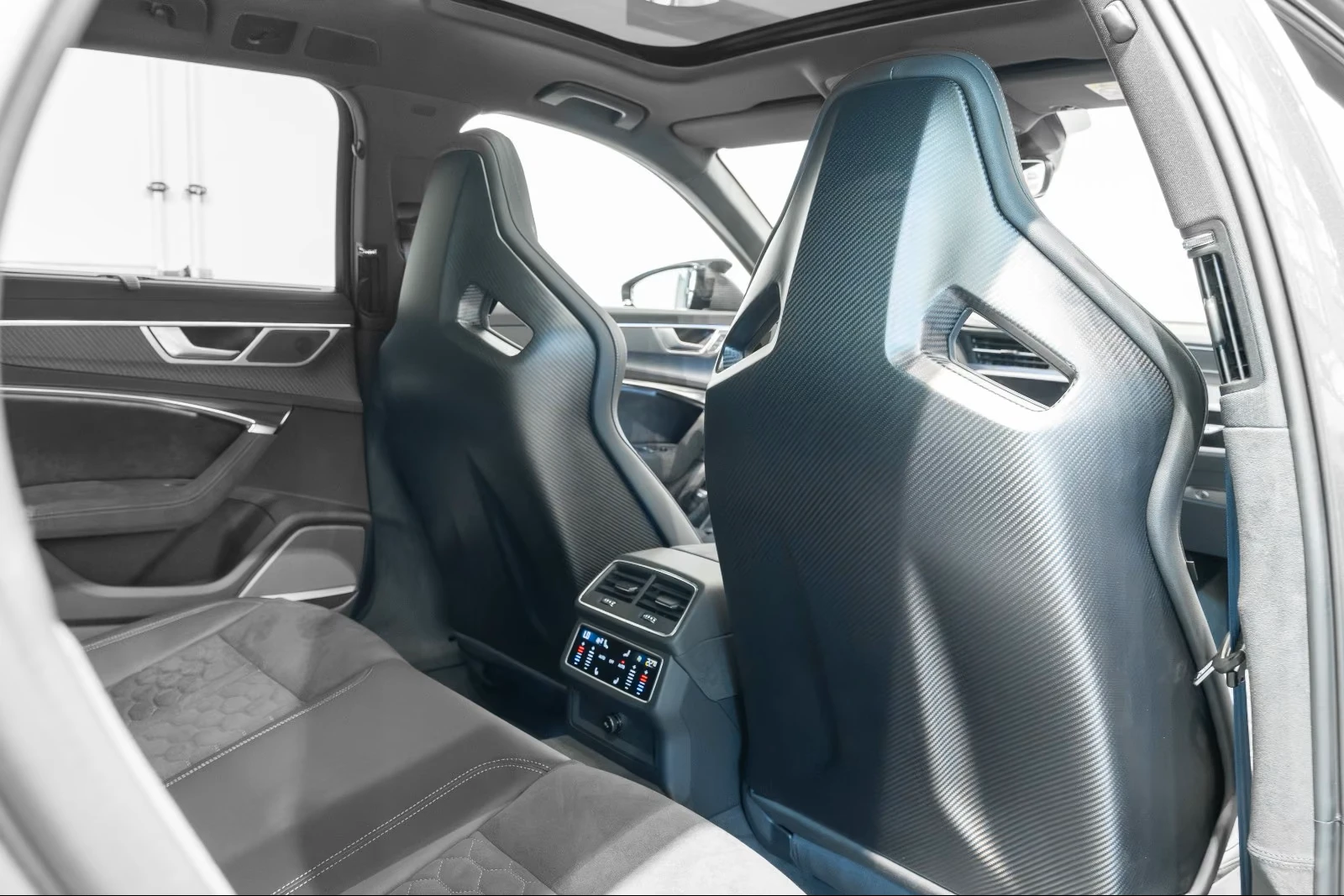 Audi Rs6 ABT* LEGACY-EDITION* 4/30* CARBON* DISTR* CERAMIC*, снимка 16 - Автомобили и джипове - 55749447