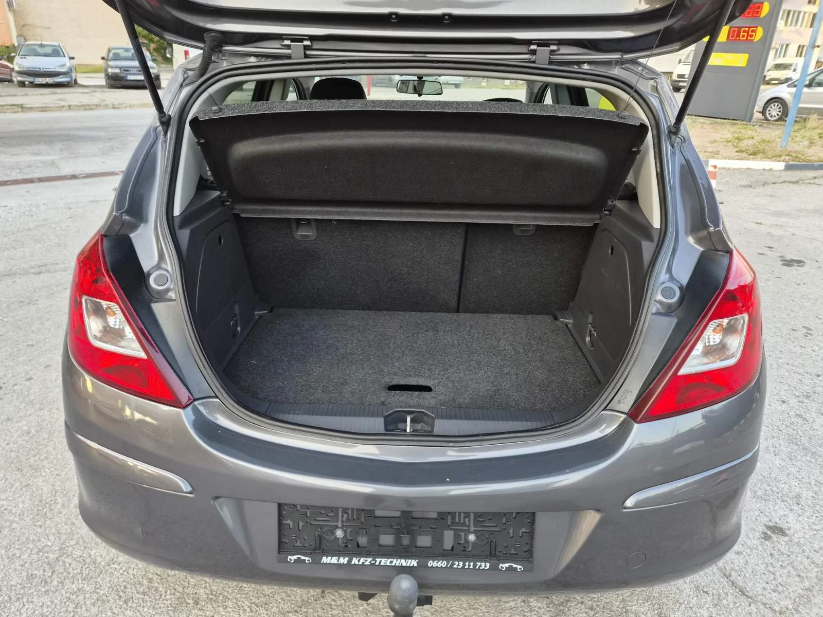 Opel Corsa 1.4i, снимка 9 - Автомобили и джипове - 55779091