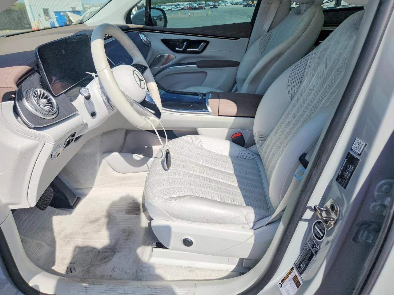 Mercedes-Benz EQS Suv 450+ , снимка 7 - Автомобили и джипове - 56630354