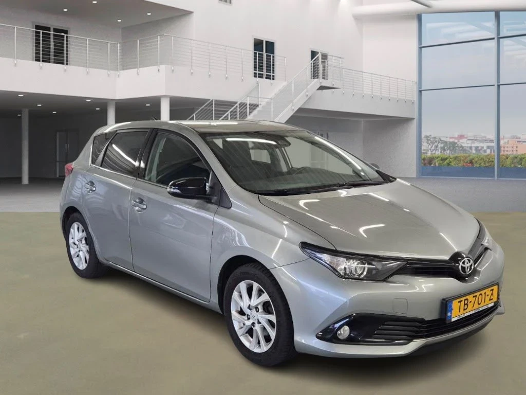 Toyota Auris 1.2i TURBO/ENERGY/NAVI | Mobile.bg � ����������� 4