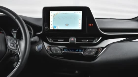 Toyota C-HR 2.0 Hybrid Club Automatic - 55900 лв. - 55875791 11
