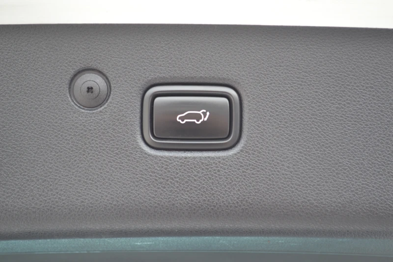 Kia Sportage 2.0CRDI-GT LINE, снимка 7 - Автомобили и джипове - 51670670