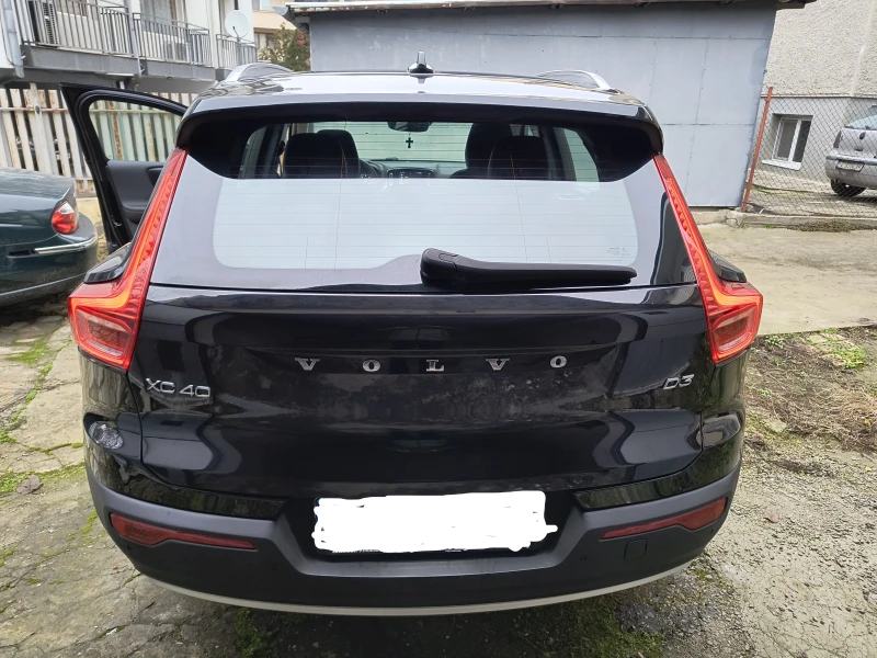 Volvo XC40 D3, снимка 2 - Автомобили и джипове - 52811141