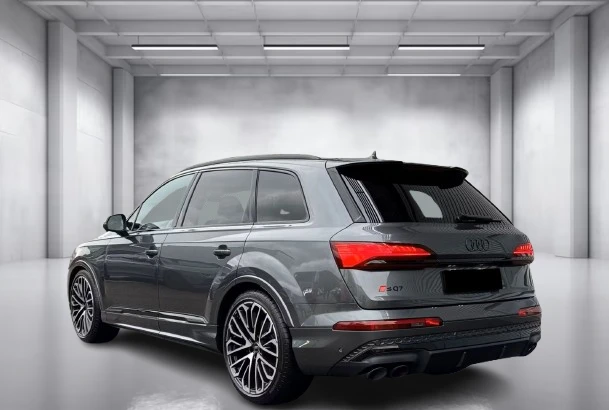 Audi SQ7 Quattro = Black Optic Plus = 7 Seats Гаранция - изображение 2