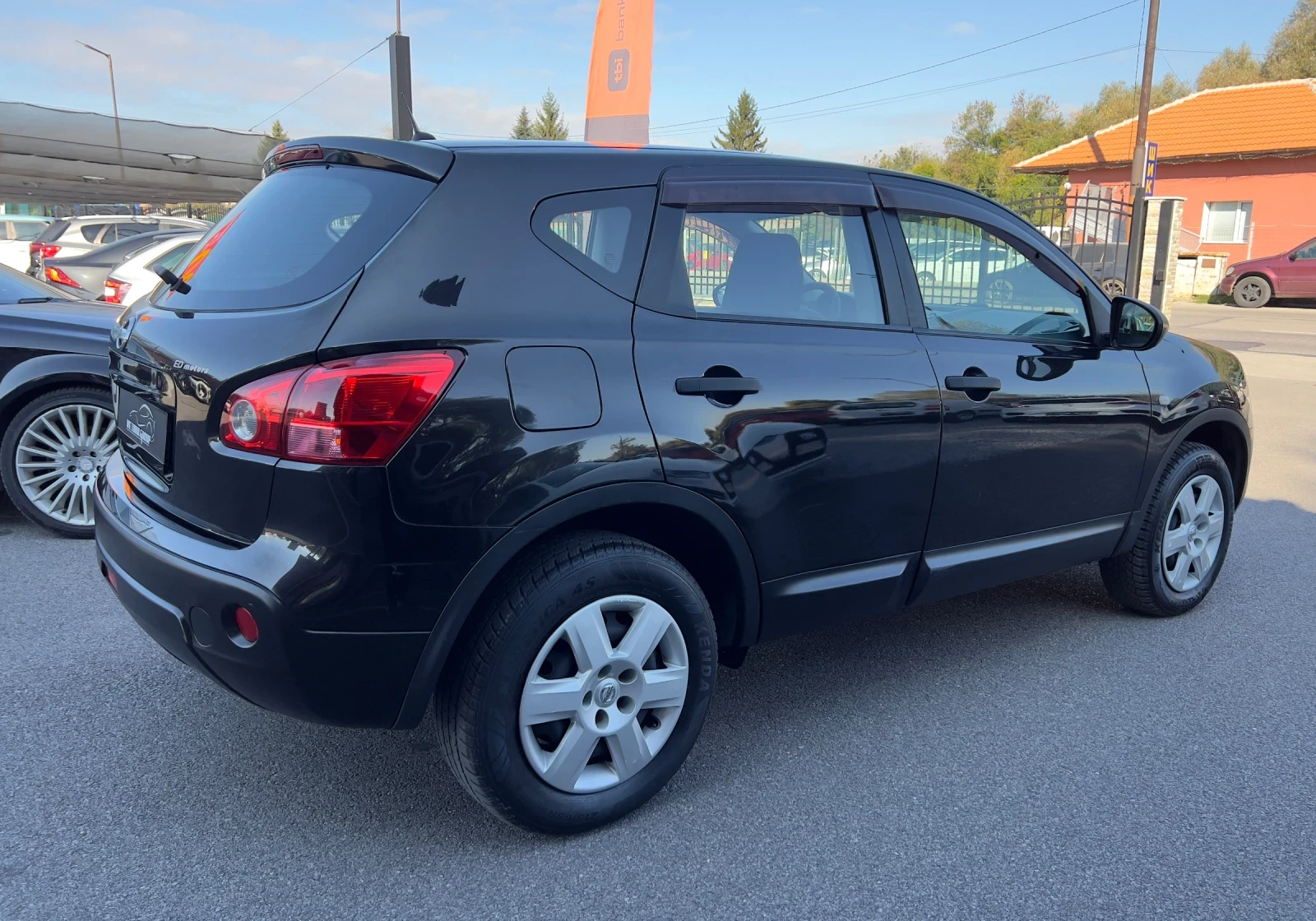 Nissan Qashqai 1.6 I НОВ ВНОС  - изображение 4