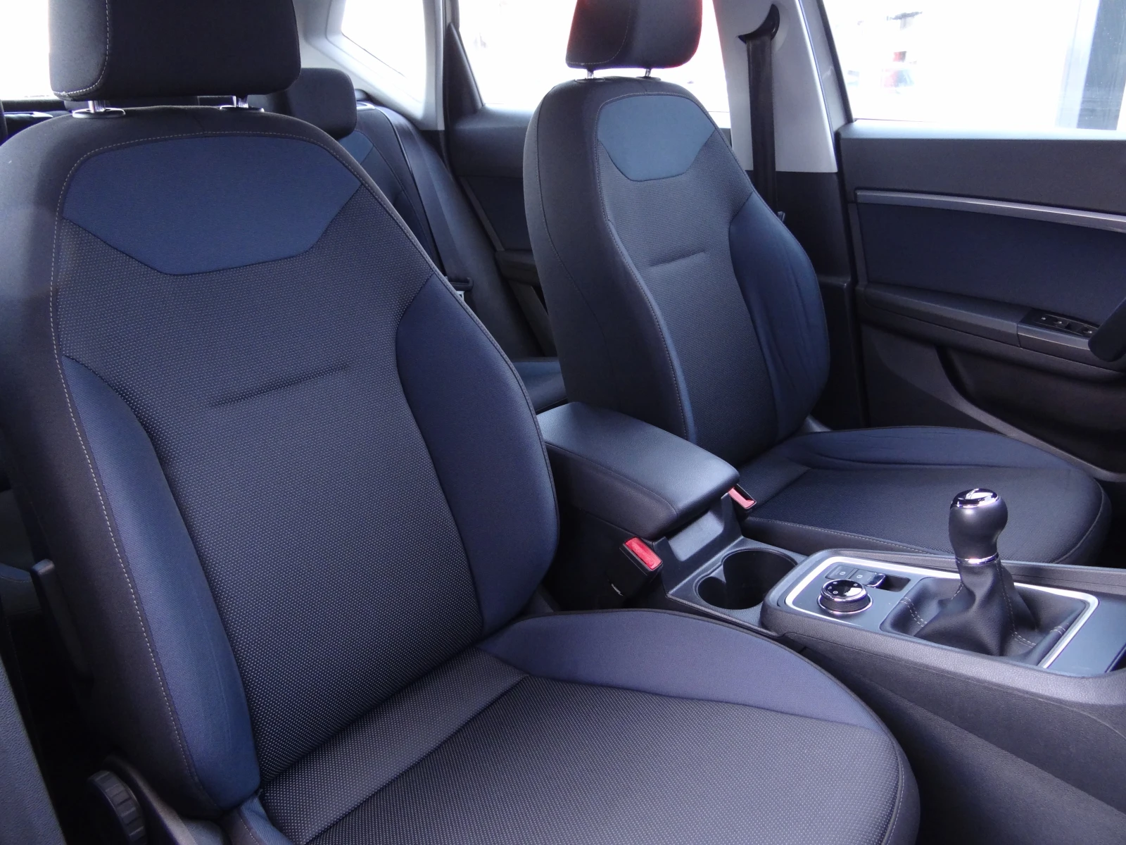 Seat Ateca 2.0tdi-150k.c. /4-Drive/Navi/Camera/Led/Euro-6b/ | Mobile.bg   12