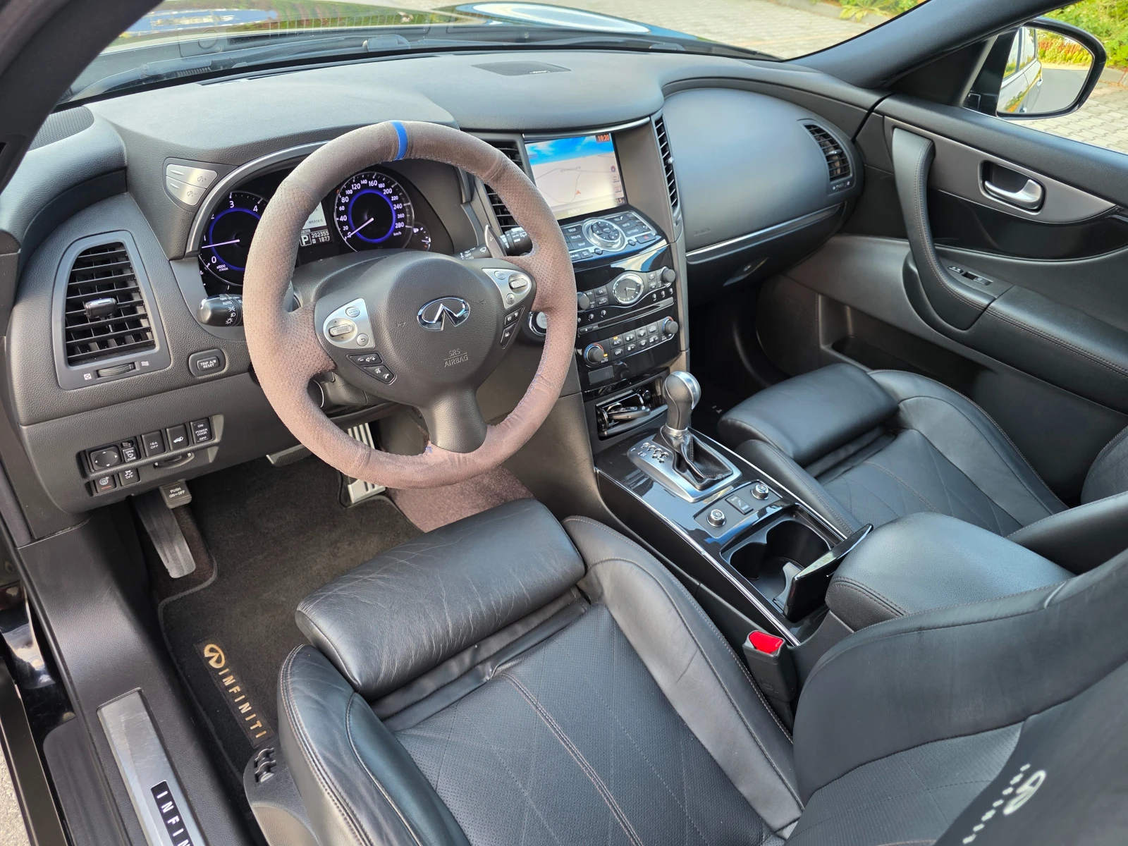 Infiniti QX70 S 3.0D 360 KEYLESS | Mobile.bg   11