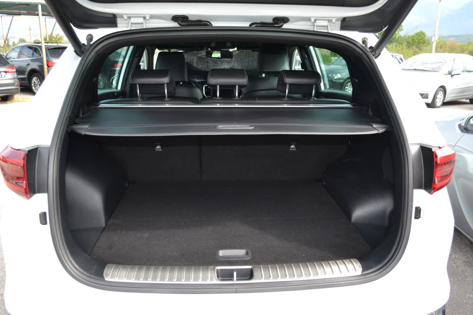 Kia Sportage 2.0CRDI-GT LINE - изображение 8