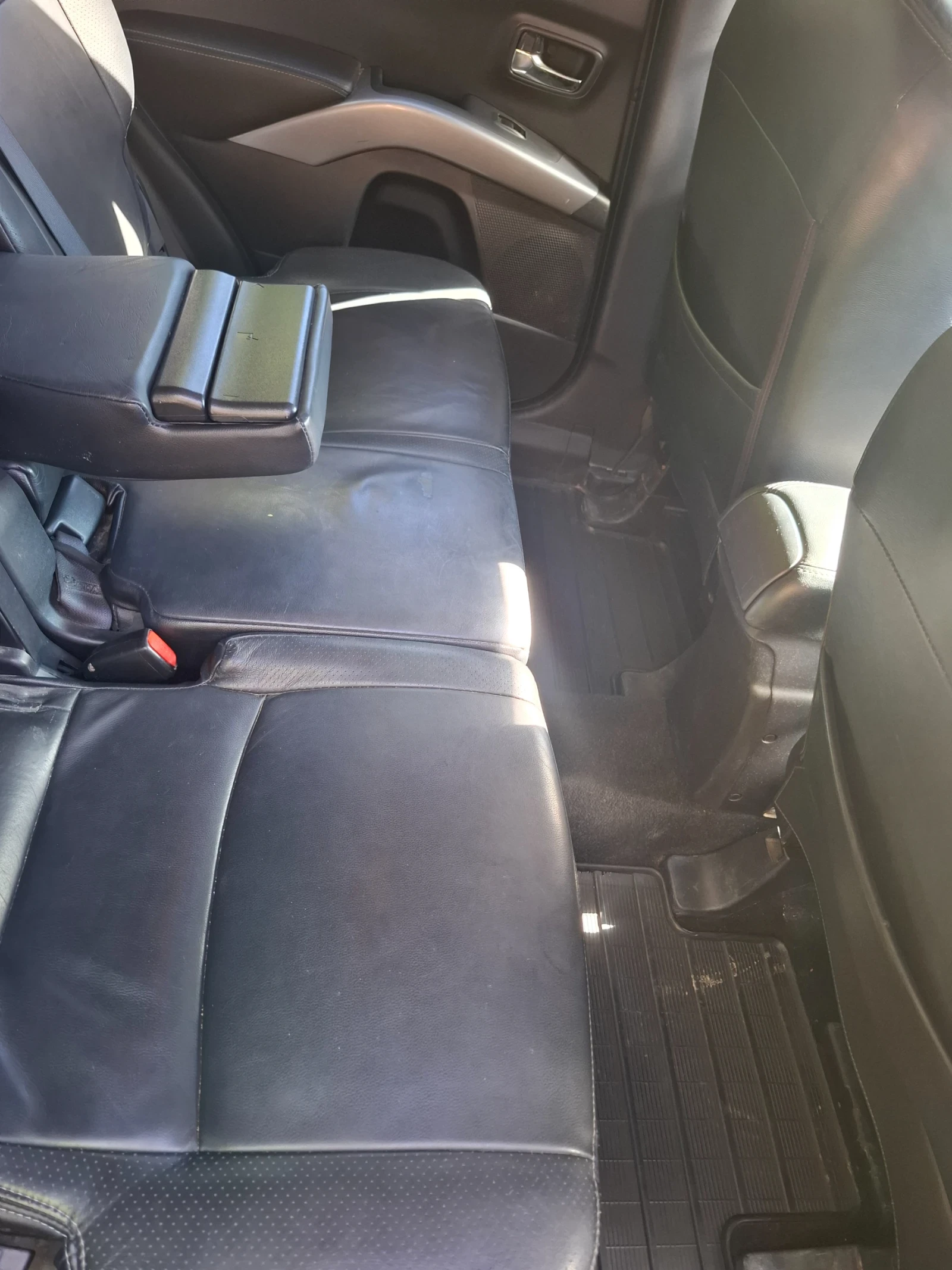 Mitsubishi Outlander | Mobile.bg   9