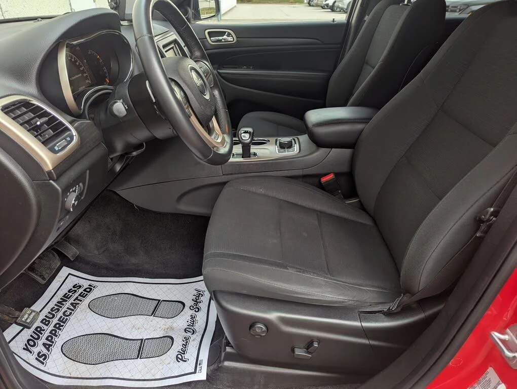 Jeep Grand cherokee * АВТО КРЕДИТ* ЦЕНА ДО БГ * СЕРВИЗНА ИСТОРИЯ *  - изображение 9