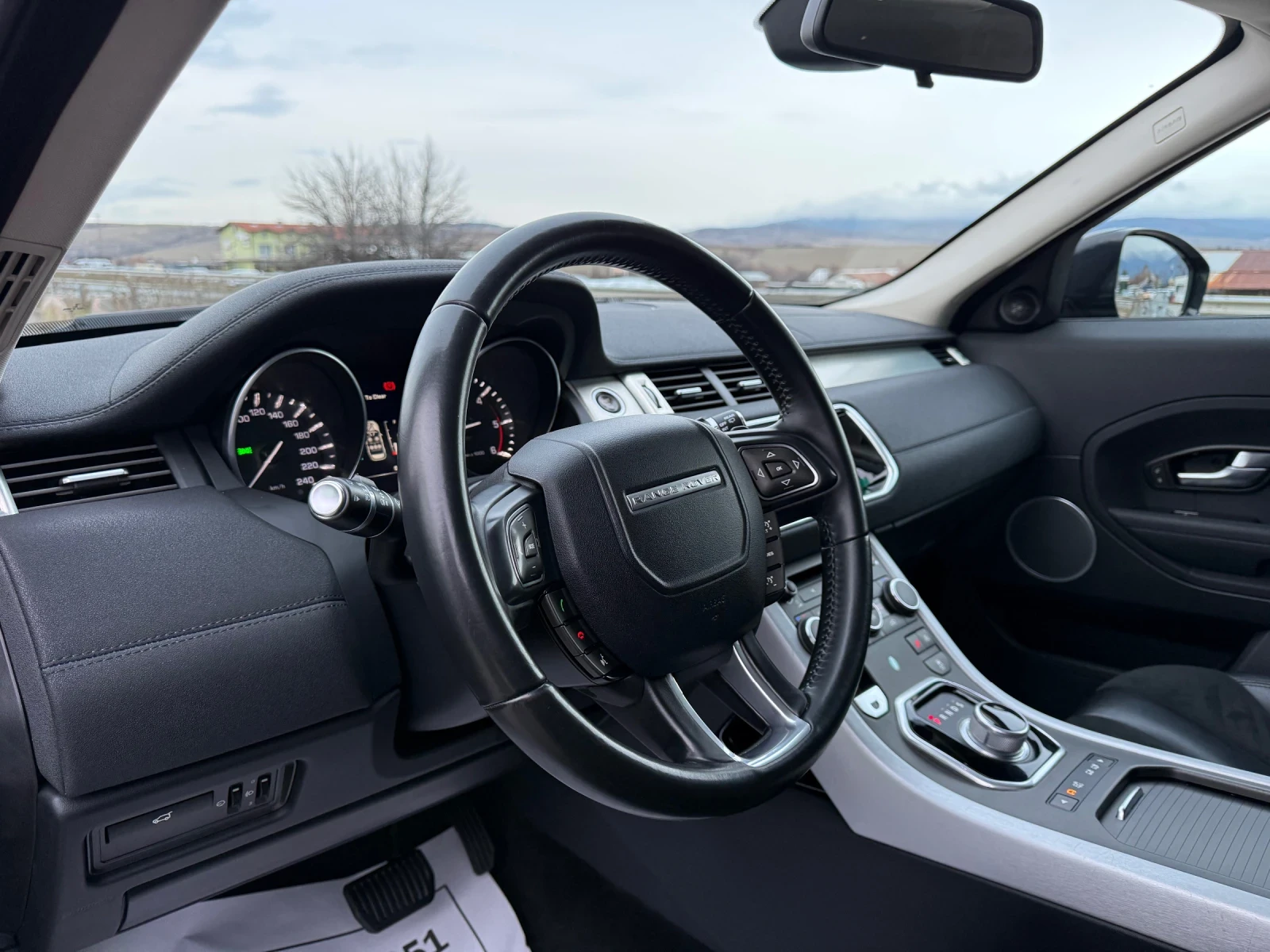 Land Rover Range Rover Evoque 2.2-d-4x4-160.000km-NEW-NAVI-CAR PLAY-TOP-PERFEKT | Mobile.bg � ����������� 7