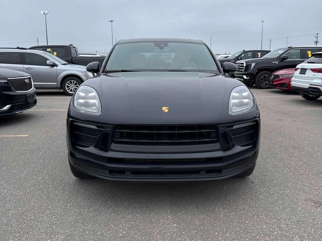 Porsche Macan AWD/BOSE SOUND/ОБДУХВАНЕ/ПАНОРАМА, снимка 2 - Автомобили и джипове - 54360326