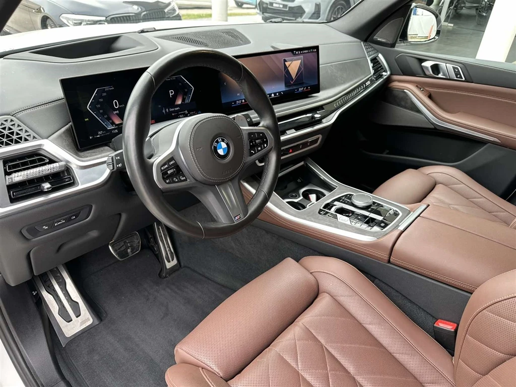 BMW X5 xDrive40d, снимка 6 - Автомобили и джипове - 54618845