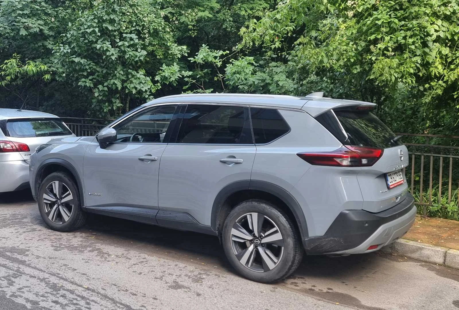Nissan X-trail, снимка 2 - Автомобили и джипове - 55128783