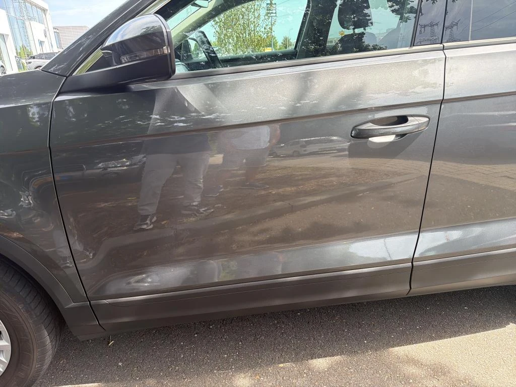 VW T-Roc, снимка 13 - Автомобили и джипове - 55265381