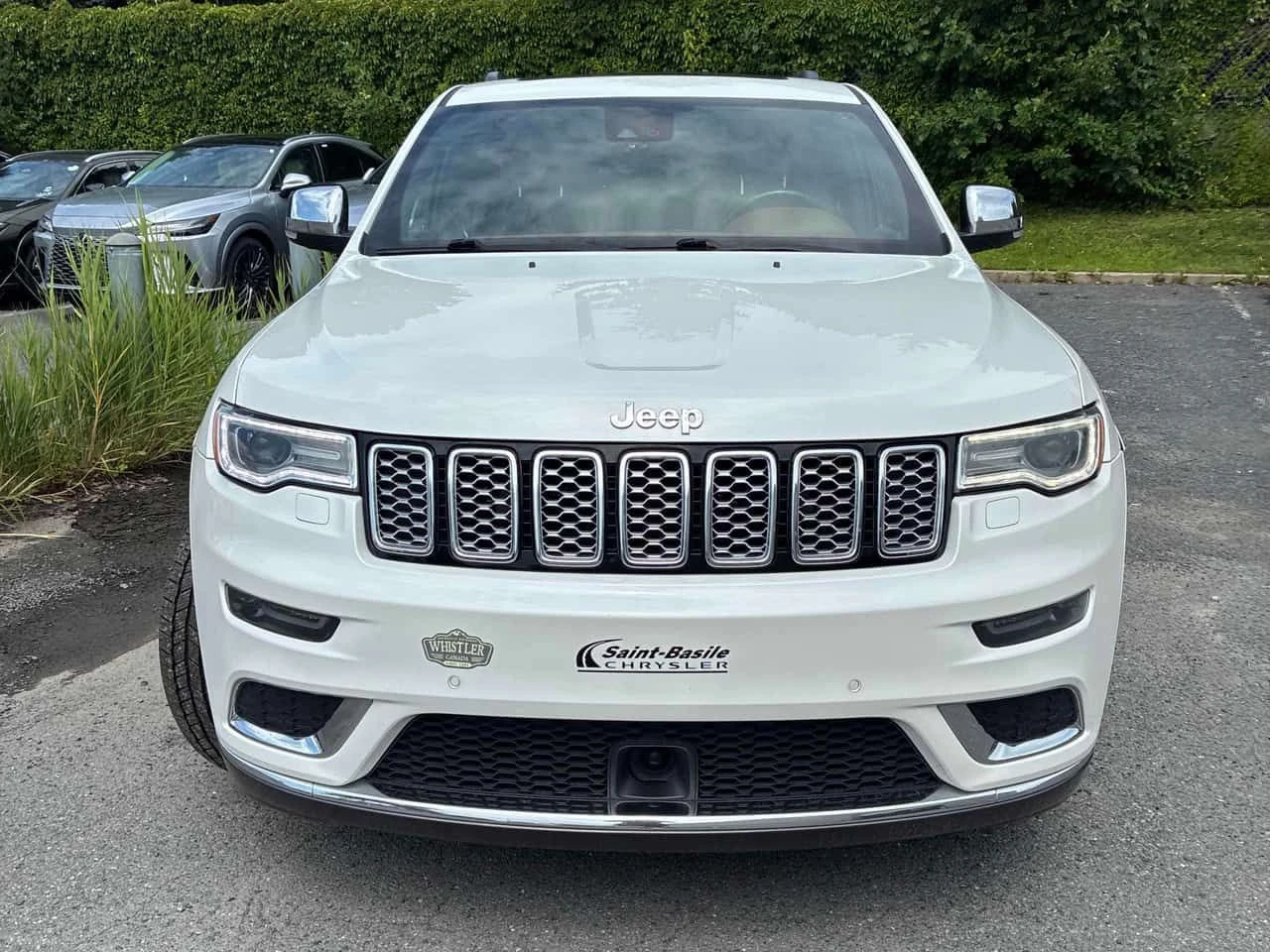 Jeep Grand cherokee  Summit / ДИСТРОНИК / 360КАМЕРИ , снимка 2 - Автомобили и джипове - 55554972