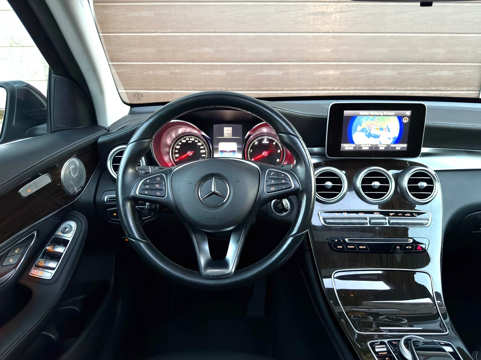Mercedes-Benz GLC 220 4Matic 9G Panorama Diamond ������ | Mobile.bg � ����������� 8