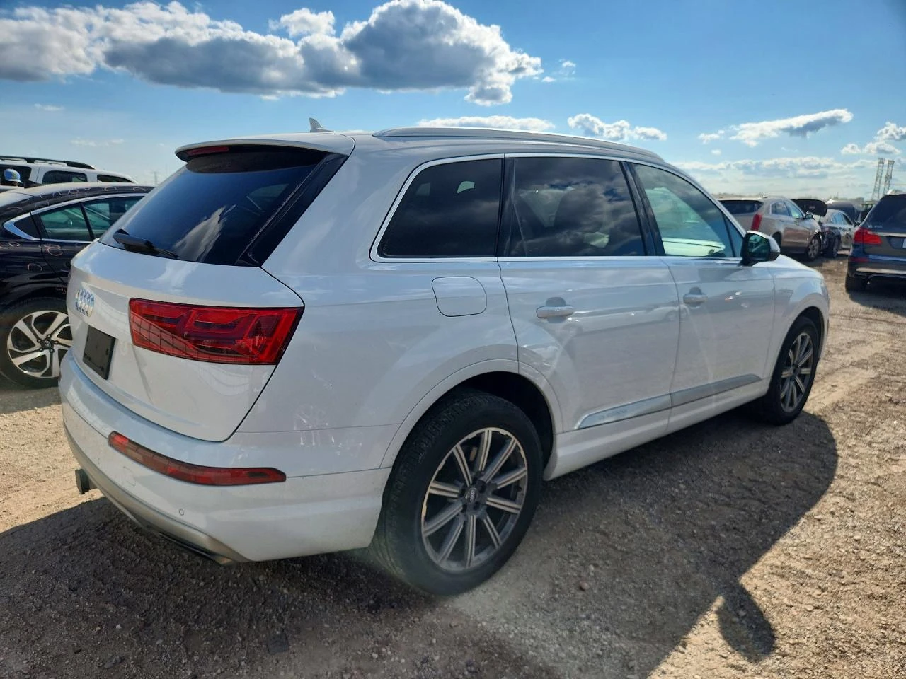 Audi Q7 3.0l Premium Plus, снимка 3 - Автомобили и джипове - 55812493