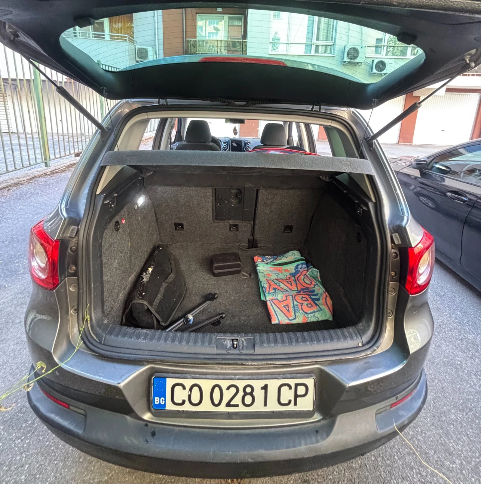 VW Tiguan Aisin | Панорама | Камера | , снимка 10 - Автомобили и джипове - 55980943