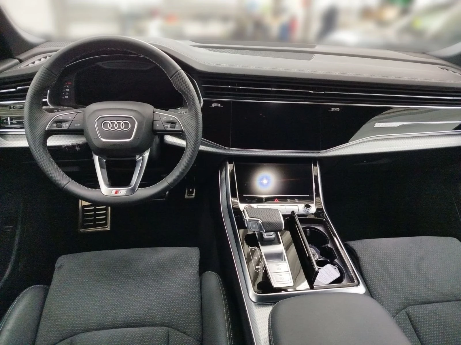 Audi SQ8 FACELIFT / BLACK OPTIC / MATRIX / QUATTRO / , снимка 6 - Автомобили и джипове - 56069128