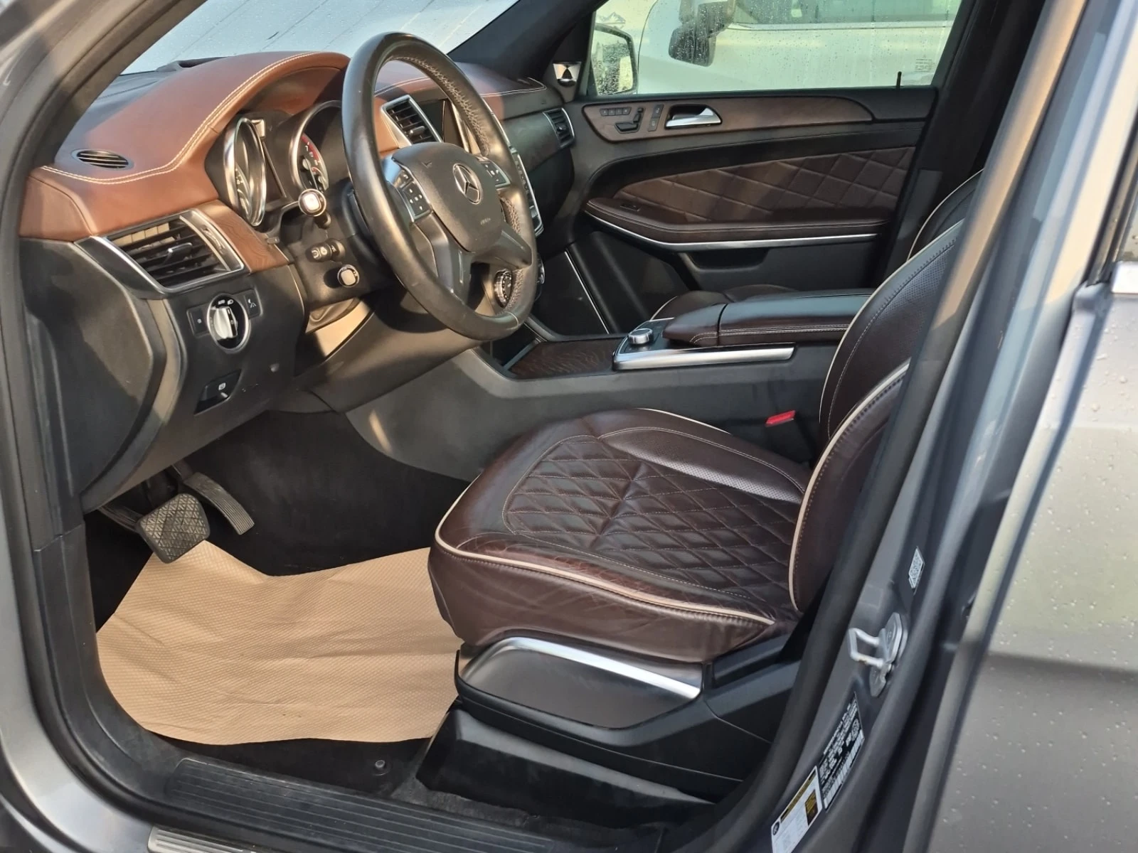 Mercedes-Benz GL 550 * CARFAX * , снимка 5 - Автомобили и джипове - 56132268