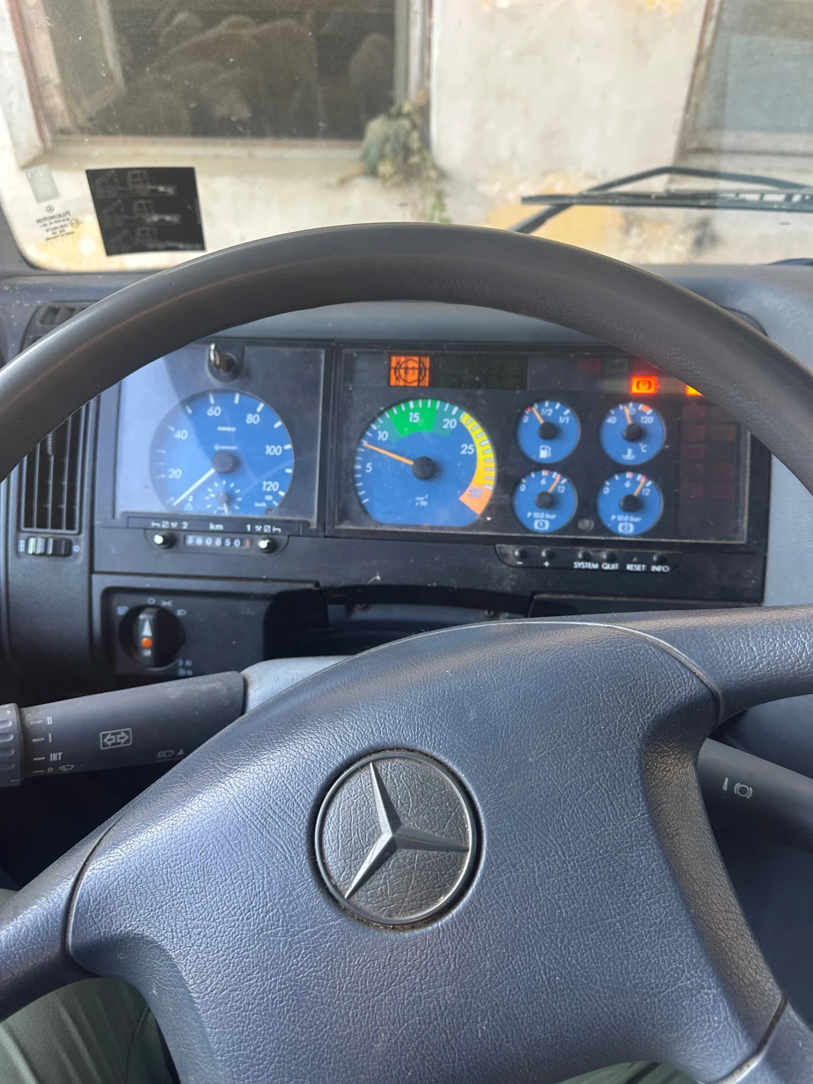 Mercedes-Benz Atego 1823 - изображение 9