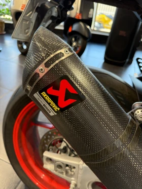 Aprilia Tuono V4, снимка 6
