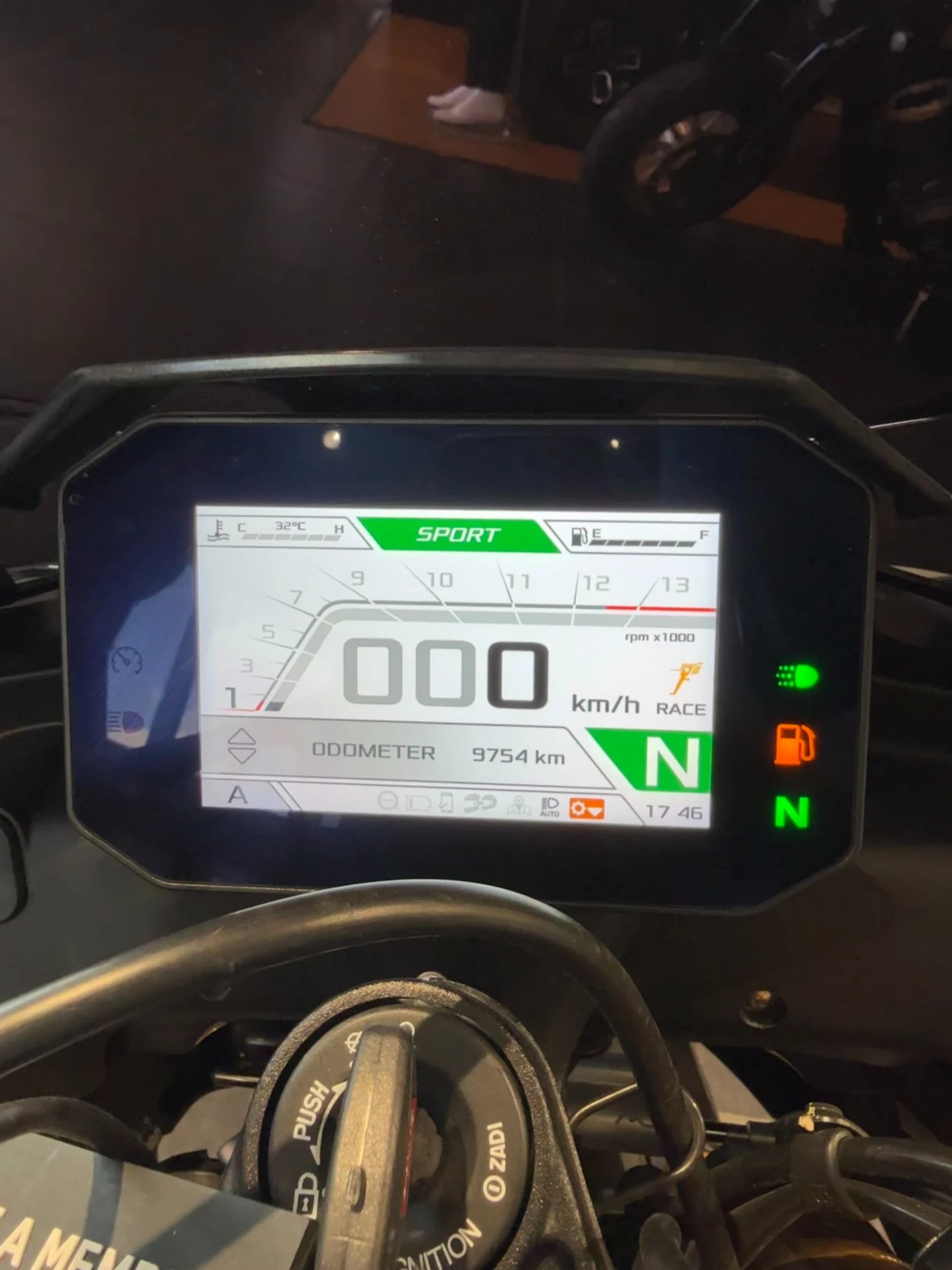 Aprilia Tuono V4, снимка 7 - Мотоциклети и мототехника - 55457524