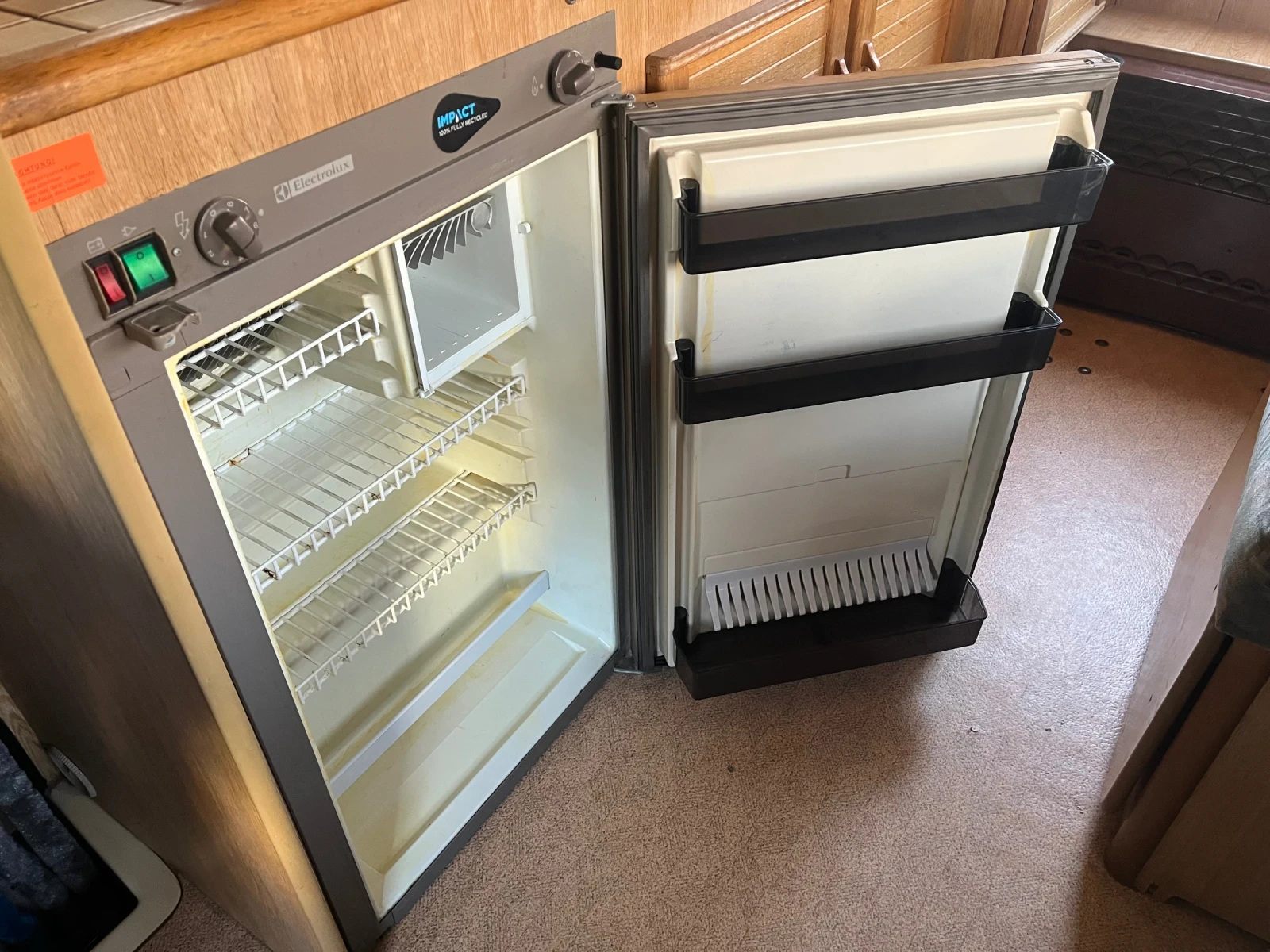 Кемпер Peugeot Pilote, снимка 8 - Каравани и кемпери - 53771610