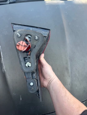 Hundai Sonata 2010-2015г вътрешен ляв стоп, снимка 3