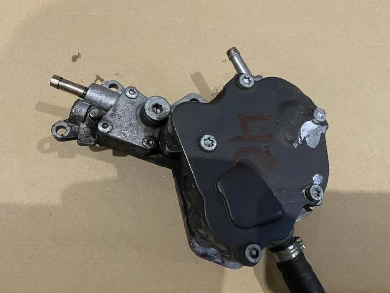 Помпа за високо налягане вакум помпа за 1.9tdi Audi Skoda Seat Ford VW, снимка 1 - Части - 41725848