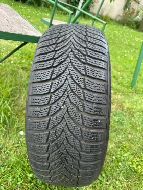 Гуми Зимни 215/55R17, снимка 4