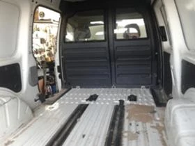 VW Caddy 1.4tgi, снимка 2