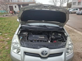 Toyota Corolla verso, снимка 8