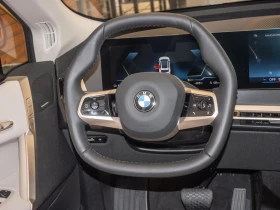 BMW iX xDrive45/FACELIFT/SPORTPACK/H&K/LED/ICONIC GLOW/ - 138980 лв. - 30986945 8