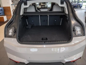 BMW iX xDrive45/FACELIFT/SPORTPACK/H&K/LED/ICONIC GLOW/ - 138980 лв. - 30986945 16