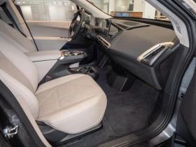 BMW iX xDrive45/FACELIFT/SPORTPACK/H&K/LED/ICONIC GLOW/ - 138980 лв. - 30986945 14