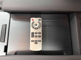 Toyota Sienna XSE 7 Passenger FWD * CARFAX * ФИНАНСИРАНЕ | Auto.bg — изображение 13