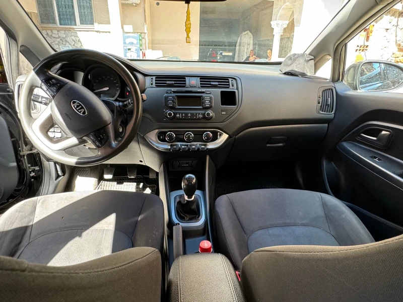 Kia Rio 1.1, снимка 7 - Автомобили и джипове - 47544895