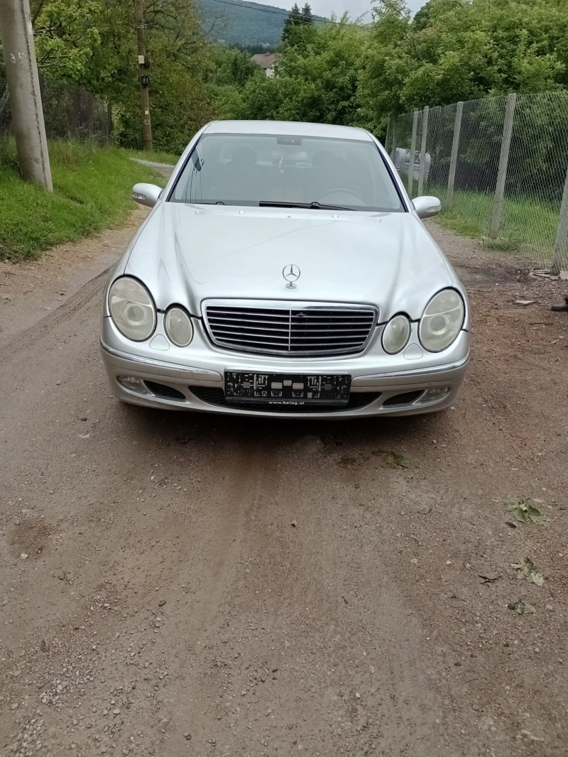 Mercedes-Benz E 270, снимка 1 - Автомобили и джипове - 47680067