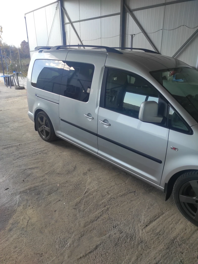 VW Caddy, снимка 2 - Автомобили и джипове - 47826315