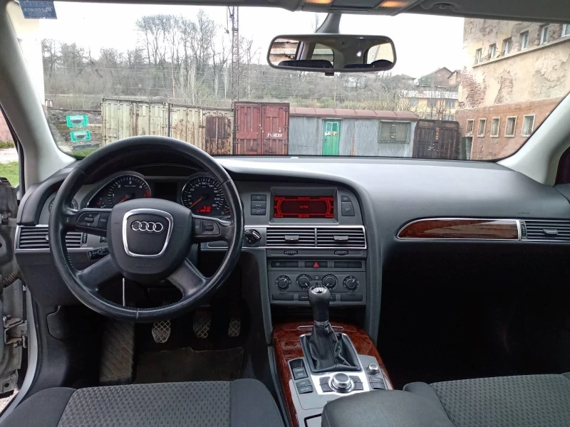 Audi A6 2:7TDI 180Коня ръчка 6 скорости, снимка 7 - Автомобили и джипове - 48139858