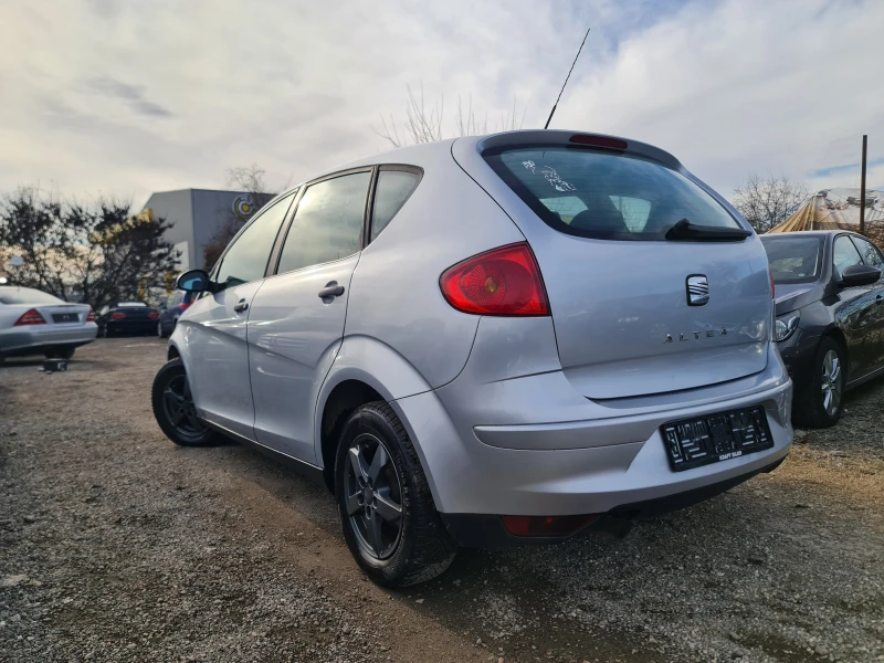 Seat Altea 1.6i/101hp/140000km, снимка 4 - Автомобили и джипове - 48721701